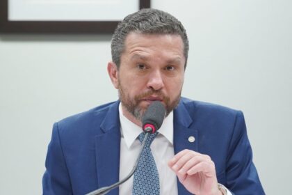 Proposta torna gratuita a religação de energia elétrica em área rural