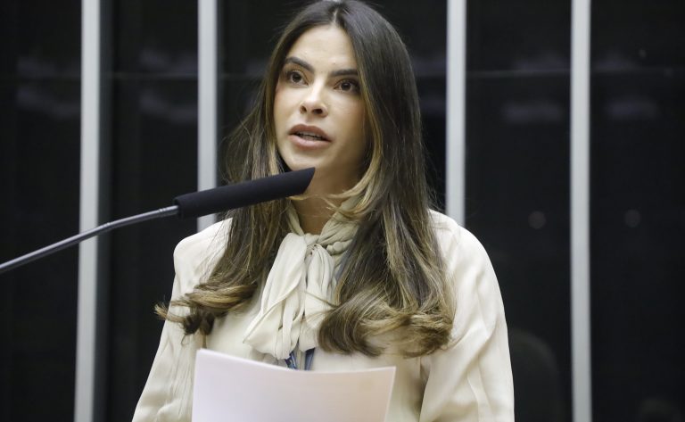 Comissão de Integração Nacional elege Yandra Moura para presidência