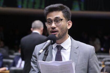 Projeto cria programa para quem quiser contribuir com mais Imposto de Renda