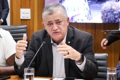 Projeto concede apoio financeiro a pessoa com deficiência associada ao vírus Zika