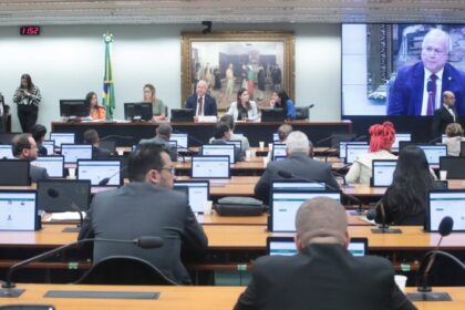Eleitos presidentes de 14 comissões permanentes da Câmara dos Deputados