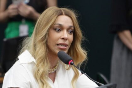 Projeto institui política de saúde mental para pessoas trans e travestis