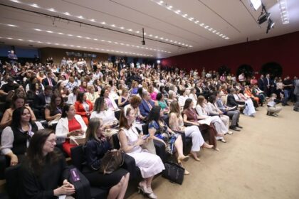Parlamentares e juristas defendem a efetiva ocupação de cargos de poder pelas mulheres