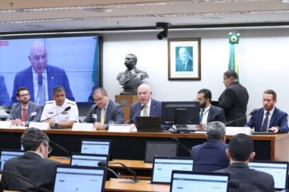 Governo quer acelerar a descarbonização da navegação marítima para cobrir lacuna da transição energética