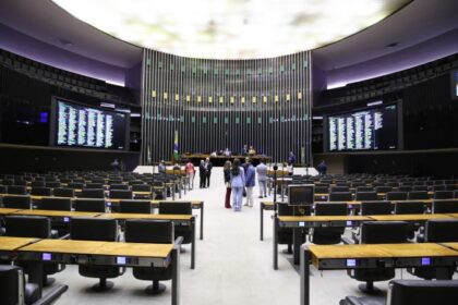 Câmara aprova dois acordos internacionais; propostas vão agora ao Senado