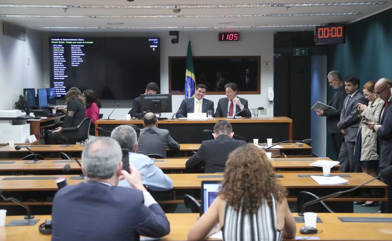 Comissão de Desenvolvimento Urbano elege hoje presidente e vices