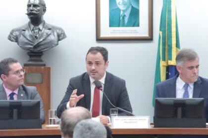 Relator pede cassação de mandato do deputado Glauber Braga no Conselho de Ética