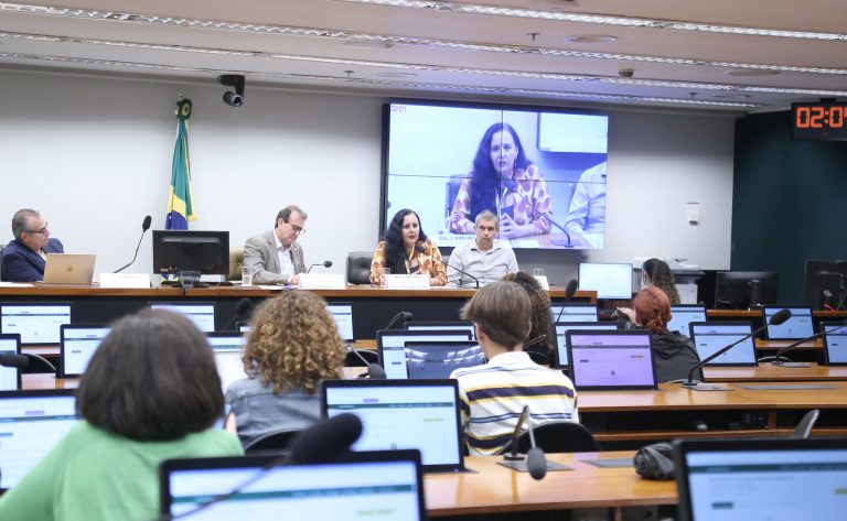 Brasil perdeu quase 2 milhões de hectares de superfície coberta por água em 40 anos, aponta pesquisador