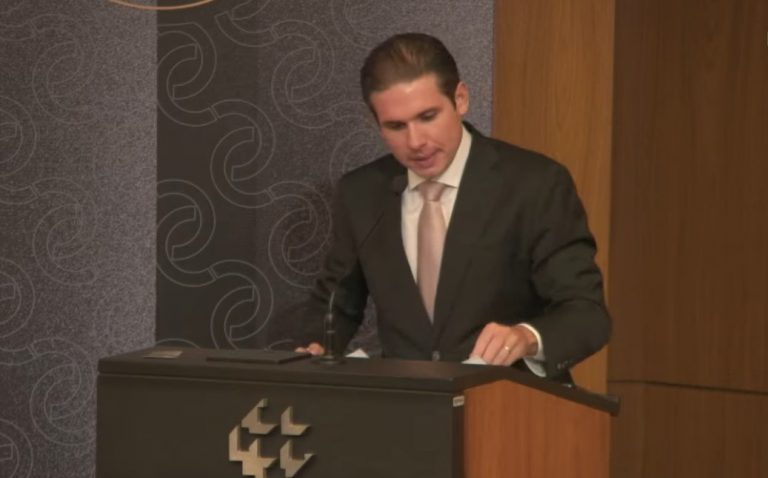 Para Motta, é preciso afinar a política monetária com a política fiscal