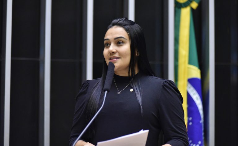 Comissão aprova prioridade para pessoas com deficiência em vagas nas escolas