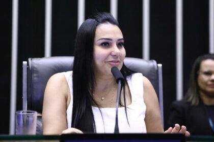 Comissão aprova garantia de acessibilidade no Enem para alunos com autismo e TDAH
