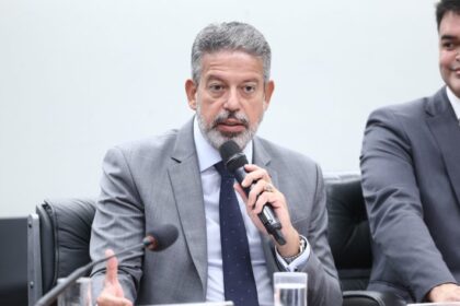 Comissão especial promove debate sobre reforma do Imposto de Renda
