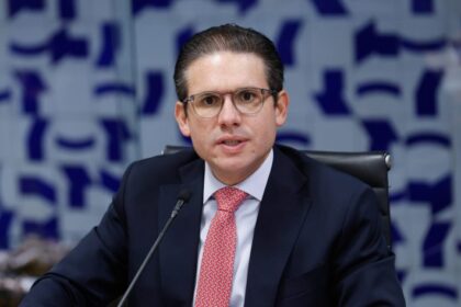 Para Motta, Executivo não pode gastar sem freio e passar a responsabilidade para o Congresso